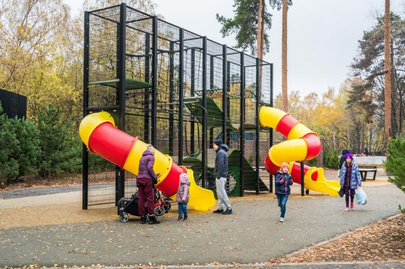A new sports cluster now located in Moscow's Pokrovskoe-Streshnevo Park